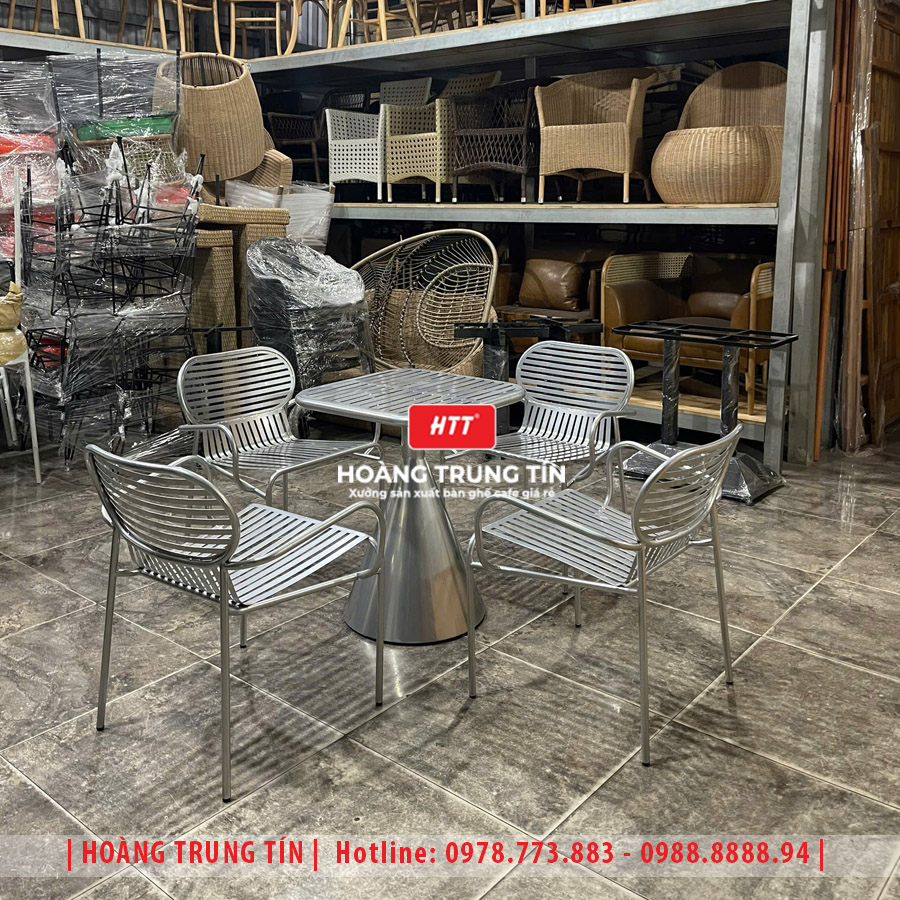 Bàn ghế cafe sắt ngoài trời HTT21