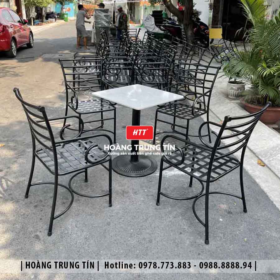 Bàn ghế cafe sắt ngoài trời HTT13