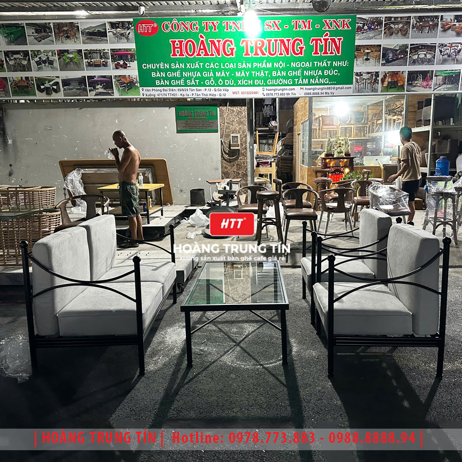 Bàn ghế cafe sắt nệm HTT05